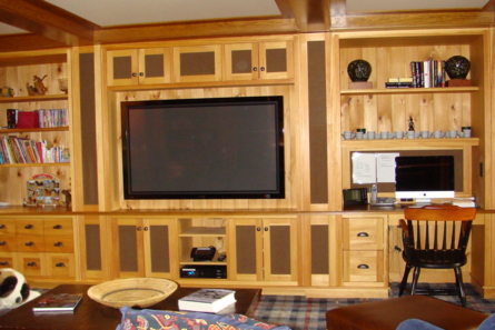 wooden detail tv room